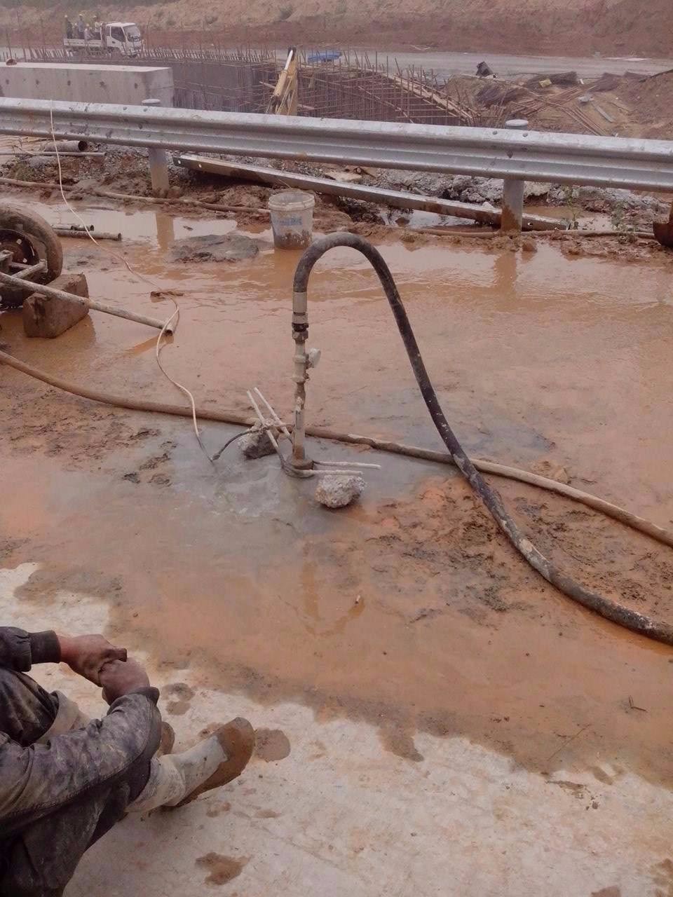 青山路基压密注浆