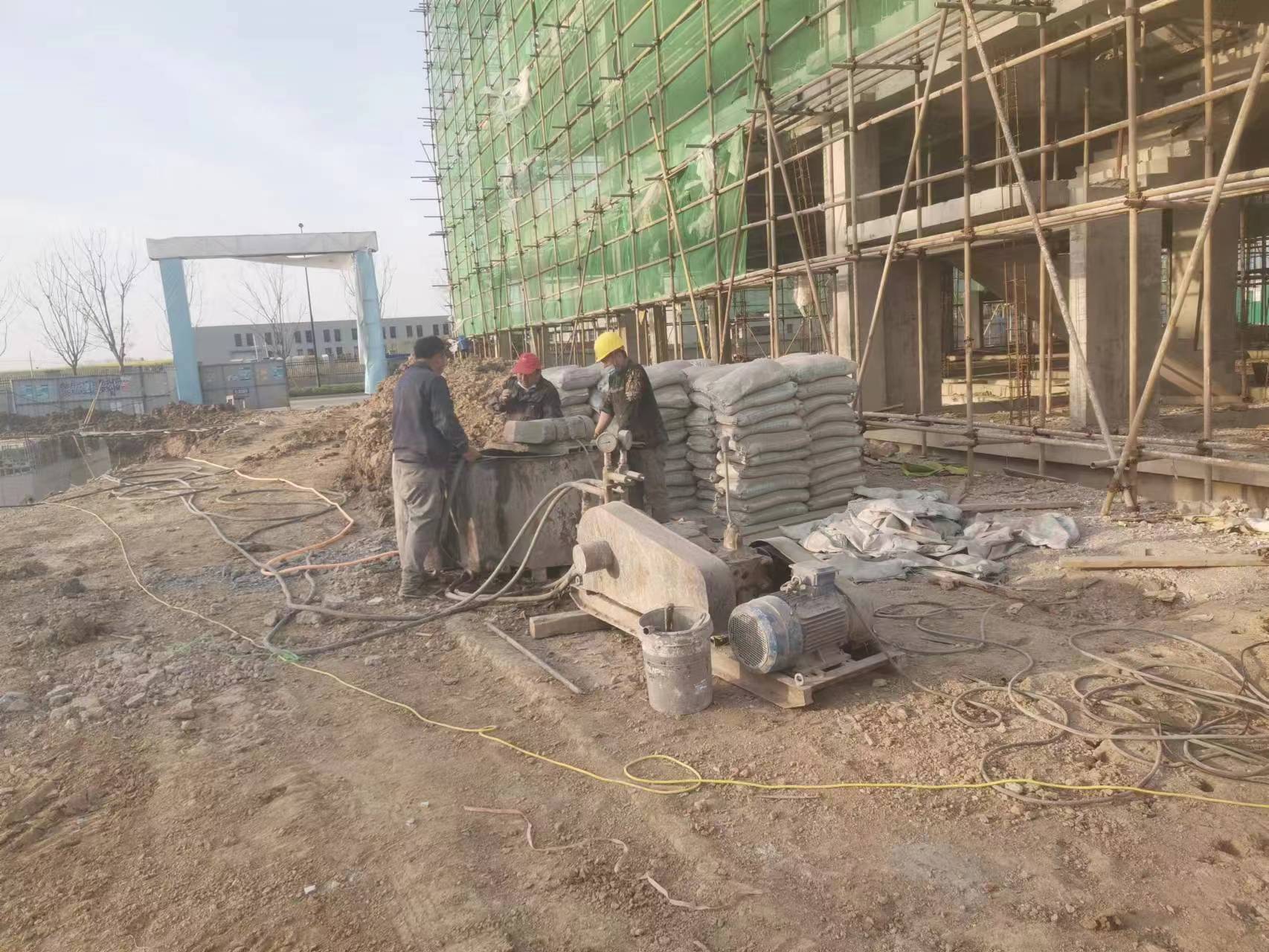 青山别墅下沉注浆